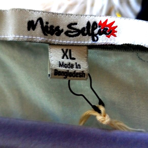 NWT Miss Selfie sz XL Denim light wash bell sleeve TOP. - Picture 8 of 9